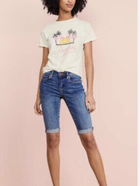 Blank NYC Bermuda Veranda  Shorts with Frayed Hem size 25